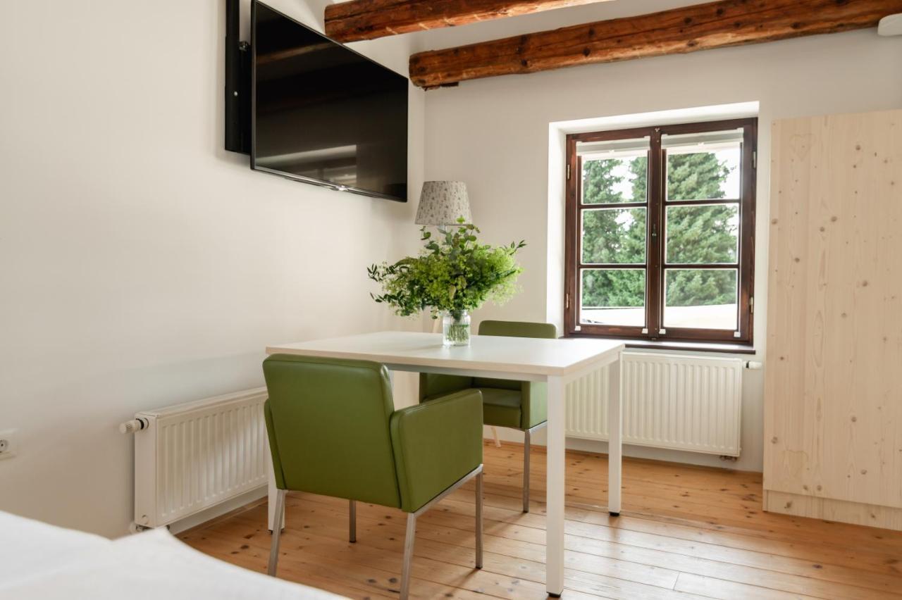 Apartments Strmol Церклье-на-Гореньскем Экстерьер фото