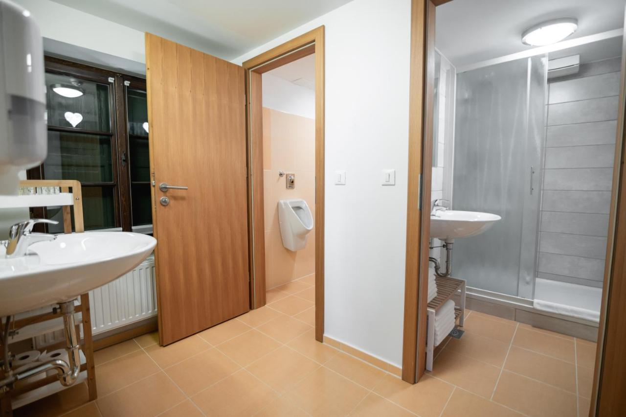 Apartments Strmol Церклье-на-Гореньскем Экстерьер фото